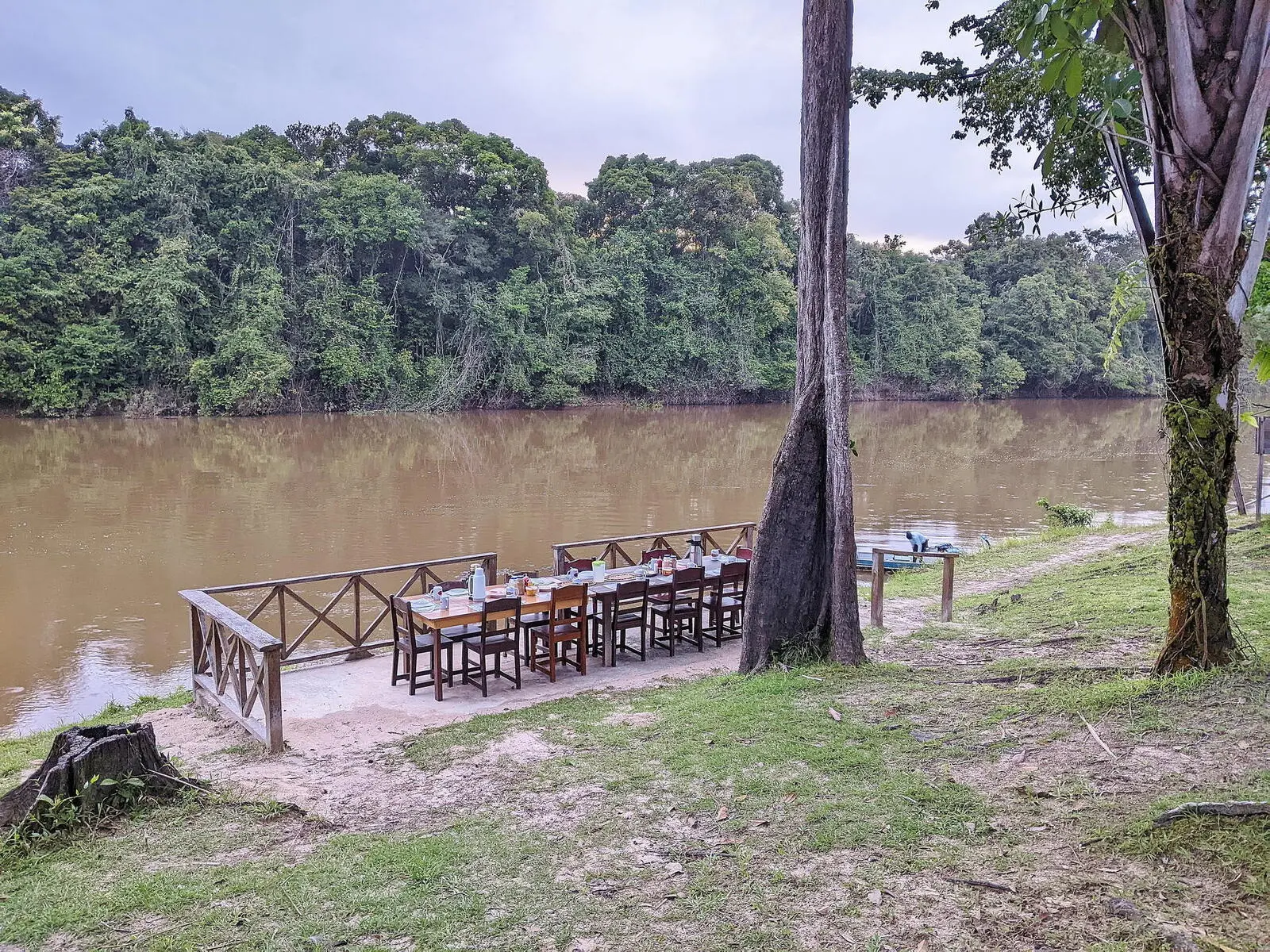 In Guyana sind Sie in Öko-Lodges mitten in der Wildnis untergebracht.