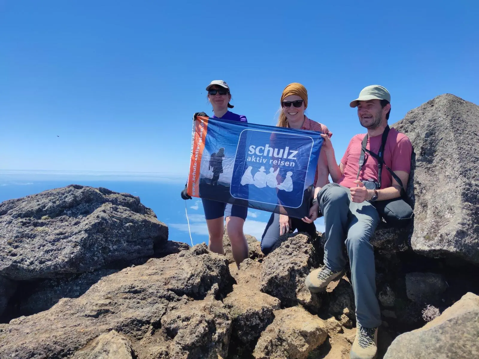 Gipfelglück - die Besteigung des Pico ist das Wanderhighlight dieser Reise