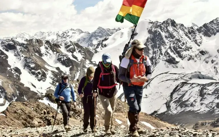 Gipfelbesteigung Pico Austria (5.321 m) und malerische Gebirgsseen