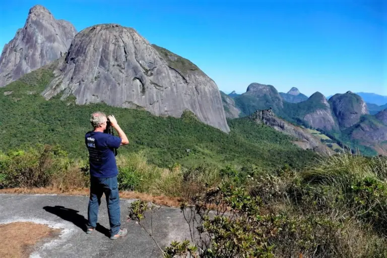 Erwandern Sie den wilden Park Tres Picos 