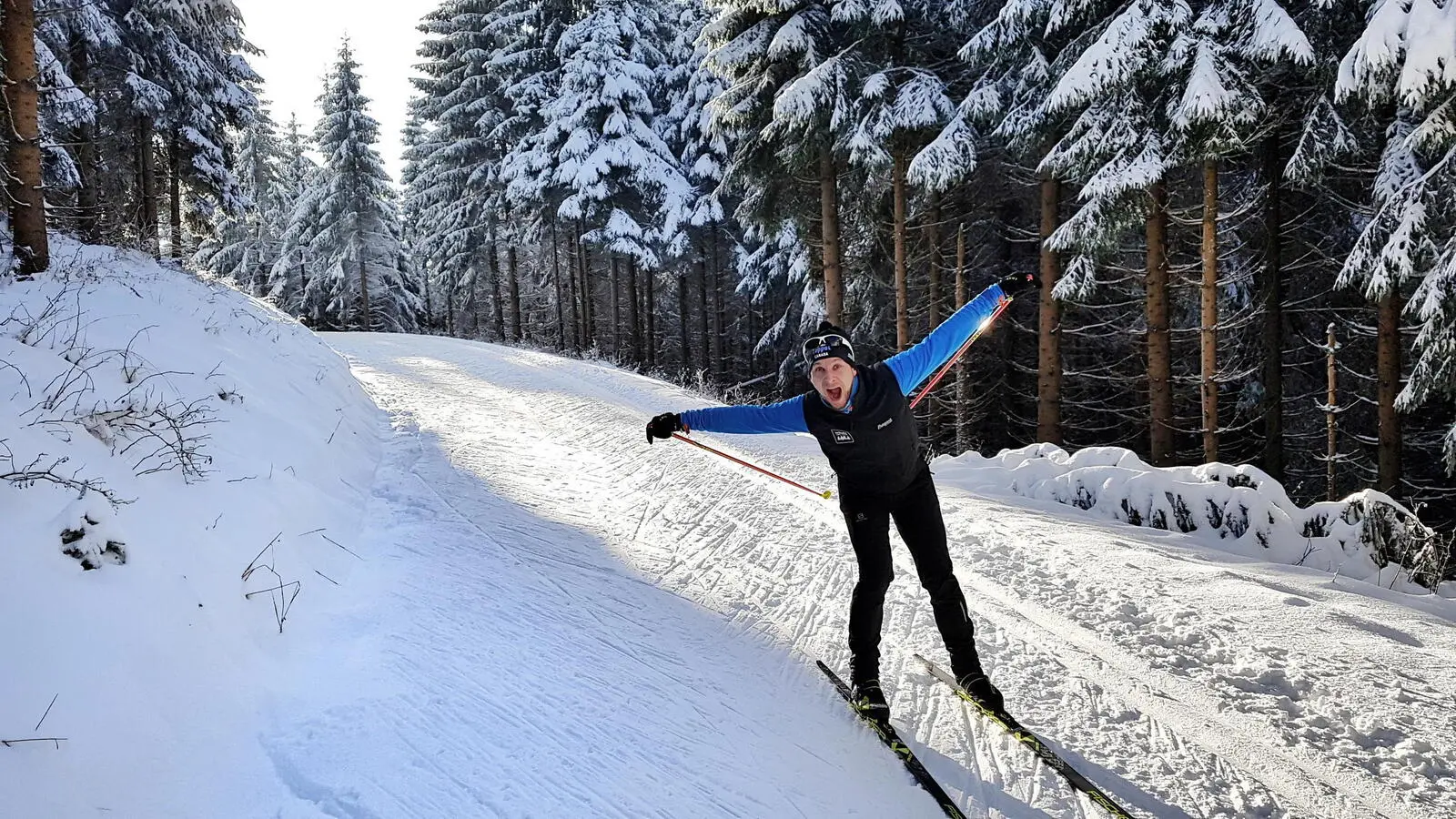 Ein traumhafter Winterwald erwartet euch in Oberhof bei guter Schneelage