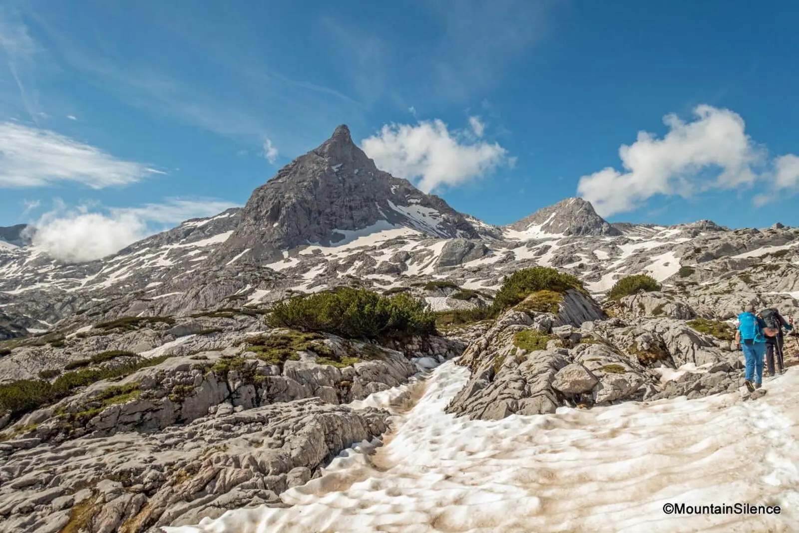 Dieses imposante Bild bietet sich Ihnen beim Aufstiegs zum Riemannhaus