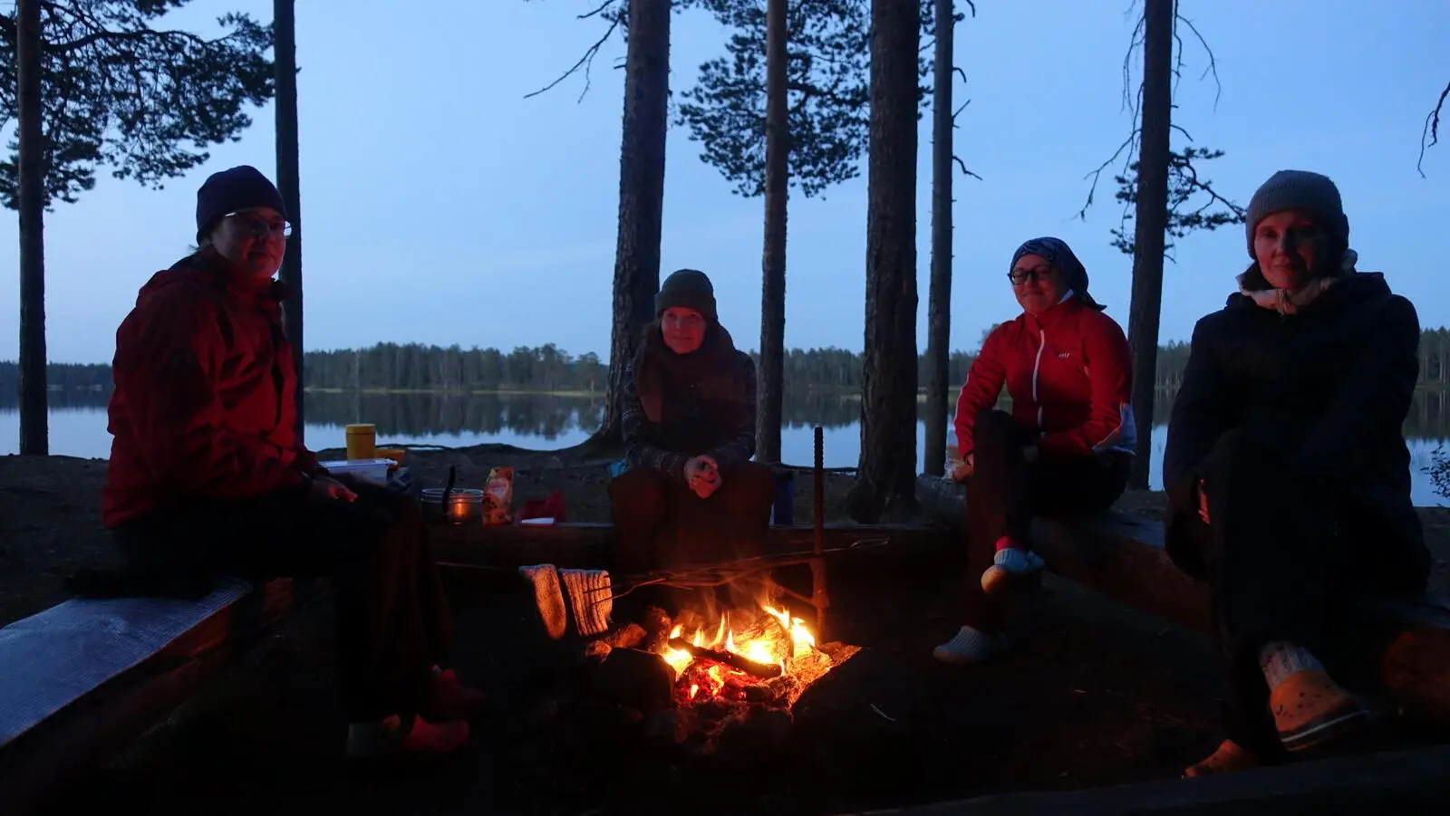 Für eine schöne Aussicht am abendlichen Lagerfeuer ist gesorgt.