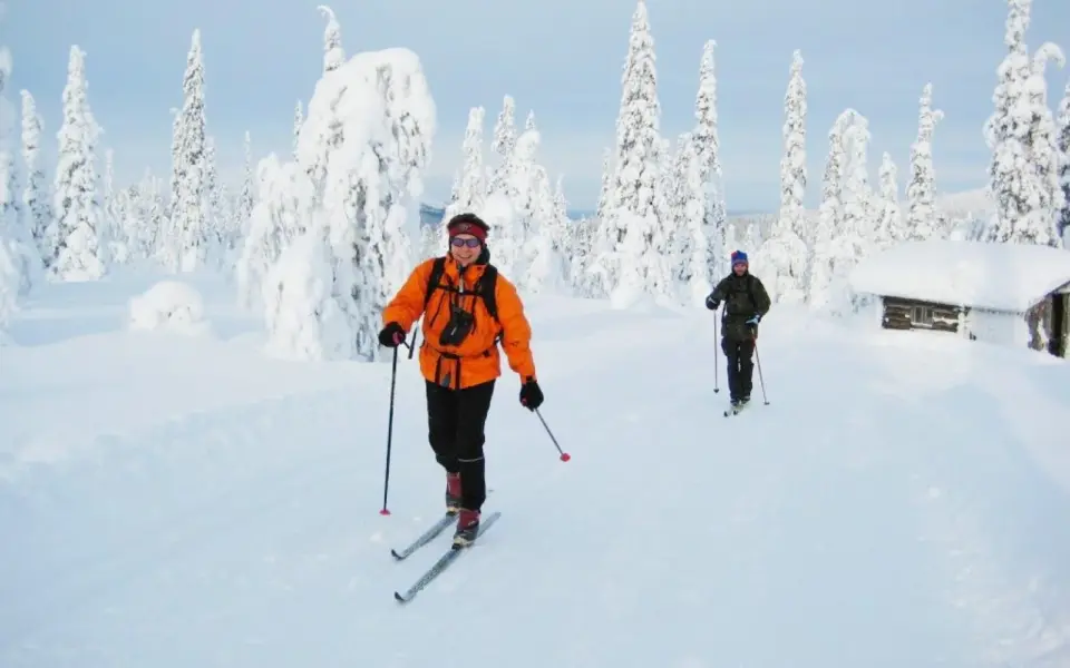 150-Kilometer-Skitour nördlich des Polarkreises