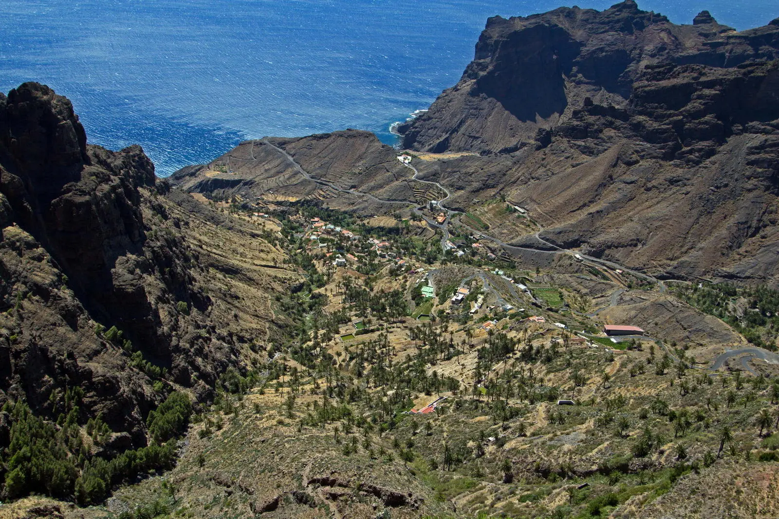 Panoramawanderung in die Täler von Taguluche und Alojera