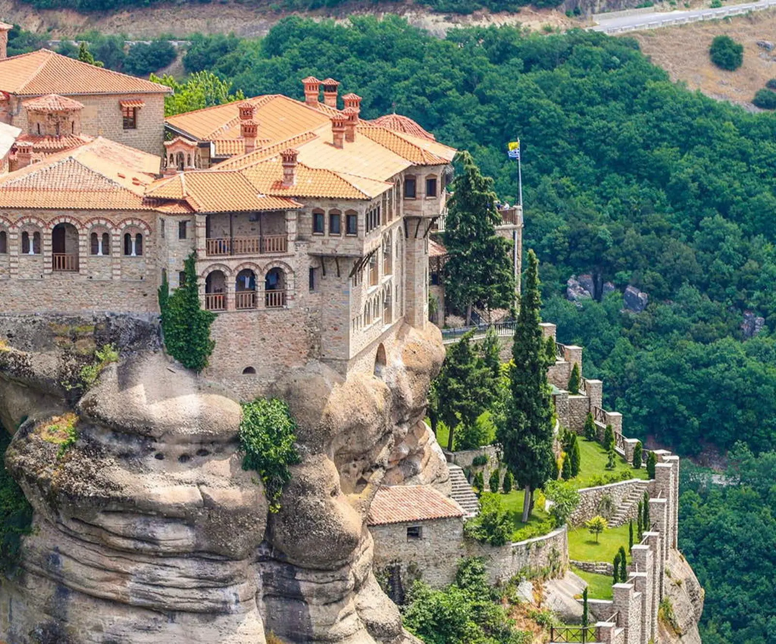 Die Felsenklöster von Meteora gehören zum UNESCO-Weltkulturerbe