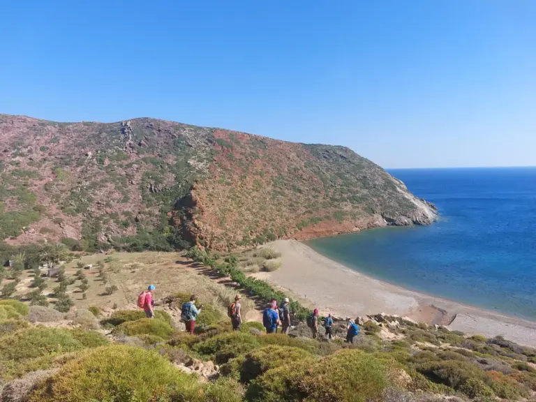 Kretas ursprünglicher Osten: Wandervielfalt abseits bekannter Routen.