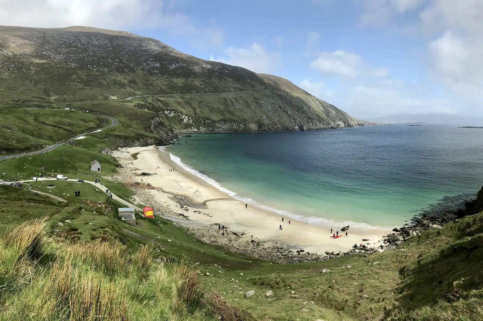 Von Keem Bay starten Sie querfeldein zum Aussichtspunkt am Moyteoge Head
