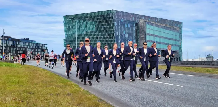 Für viele Isländer ist der Marathon ein Feiertag, entsprechend die Kleidung