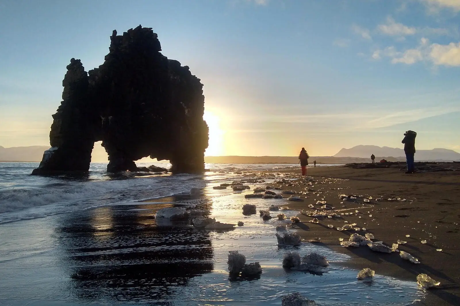 Ein Strandspaziergang im Winter hat seinen ganz eigenen Reiz.