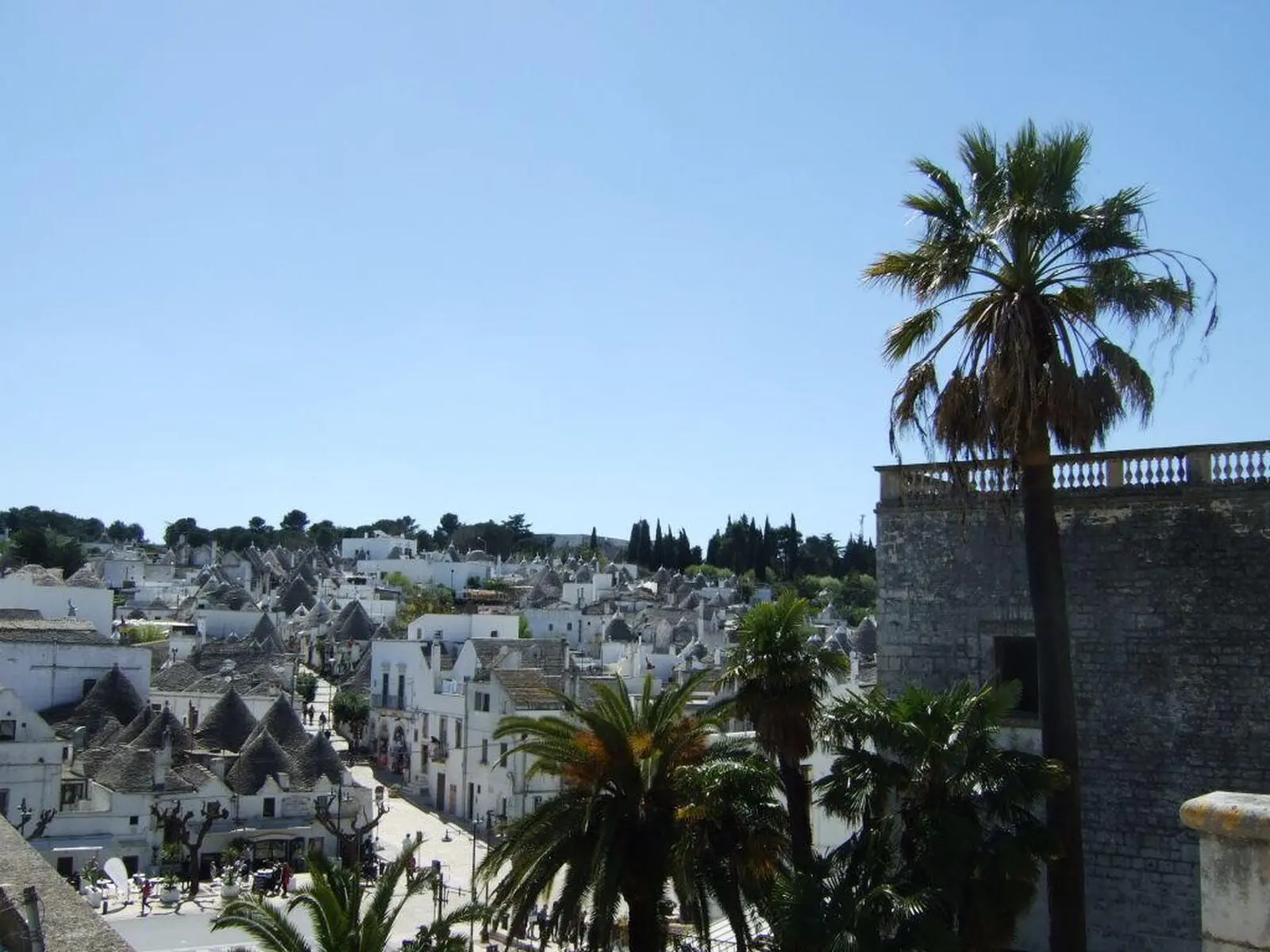 Blick auf die Dächer von Alberobello 