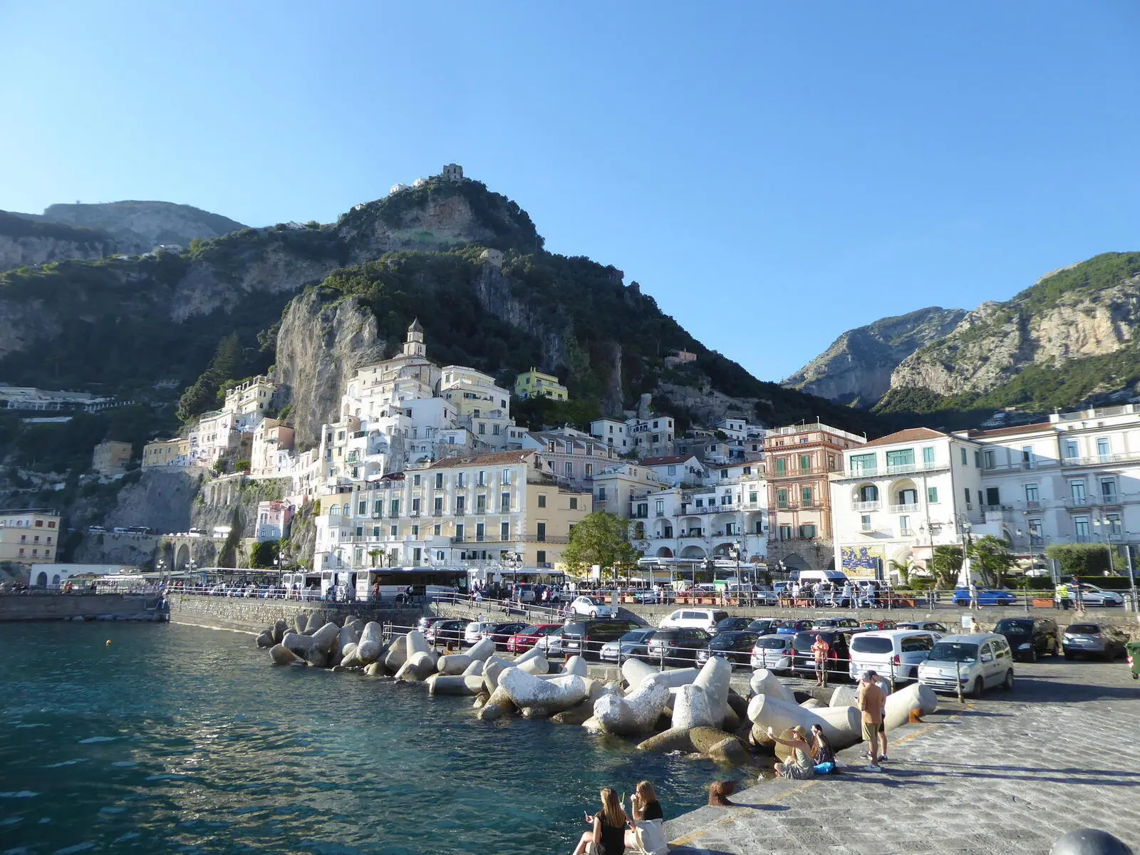 Am Hafen von Amalfi
