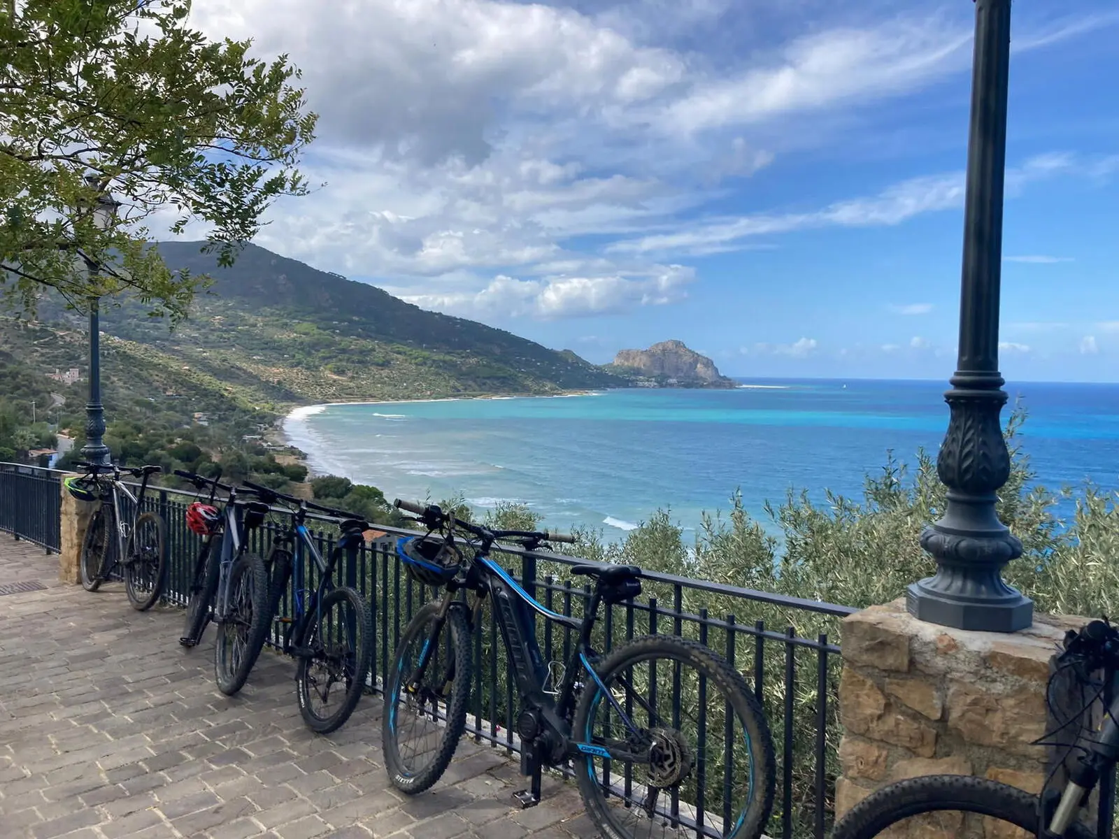 Mittagsstopp mit Aussicht