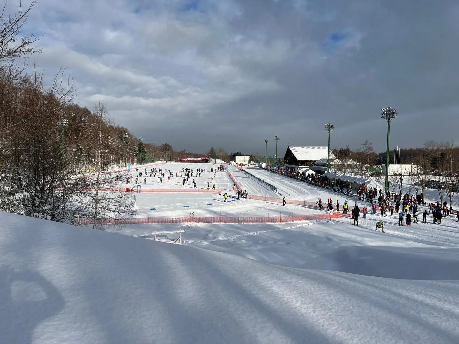 Start- und Zielgelände im Shirahatayama Ski Stadium (Olymische Spiele 1972)