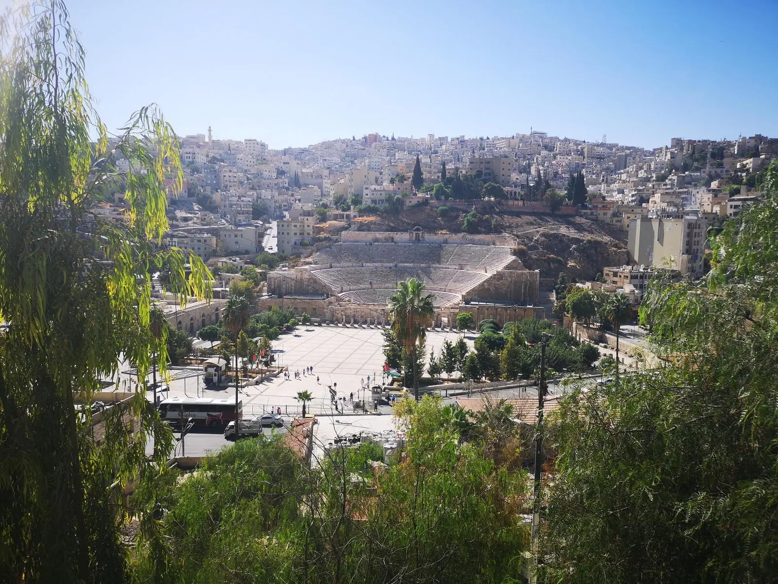 In der Hauptstadt Amman taucht man in die Vielfalt des Landes ein