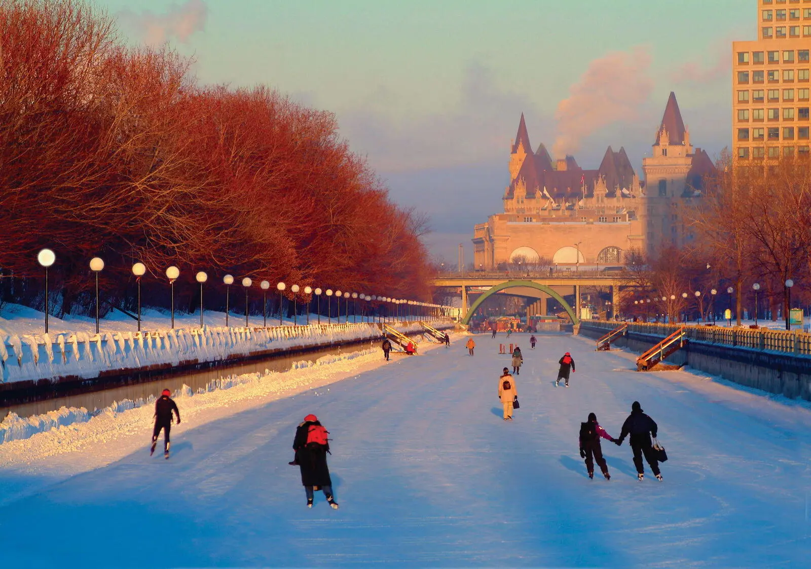 Die Reise startet in der kanadischen Hauptstadt Ottawa.