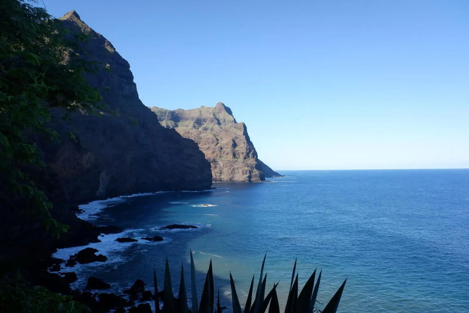 Santo Antao: Ihre Wanderung führt immer entlang der Küste auf alten Eselspfaden