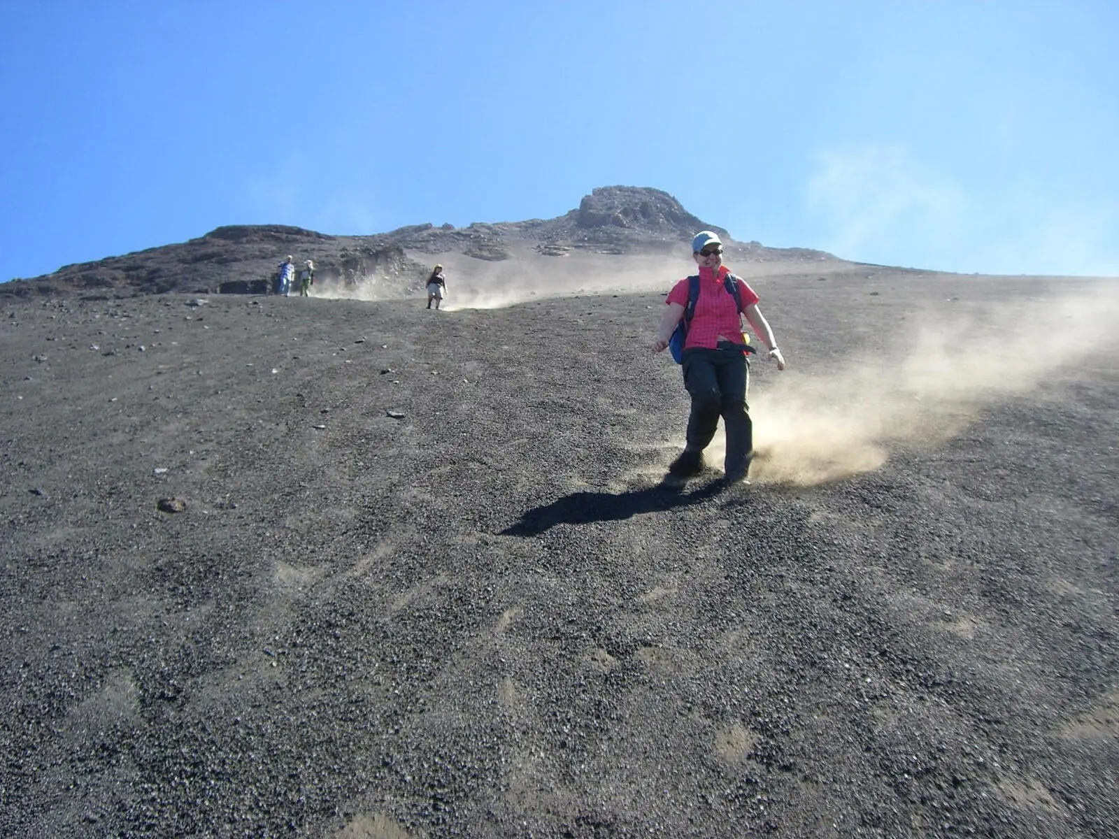 Insel Fogo: Sandsurfen beim Abstieg vom Pico