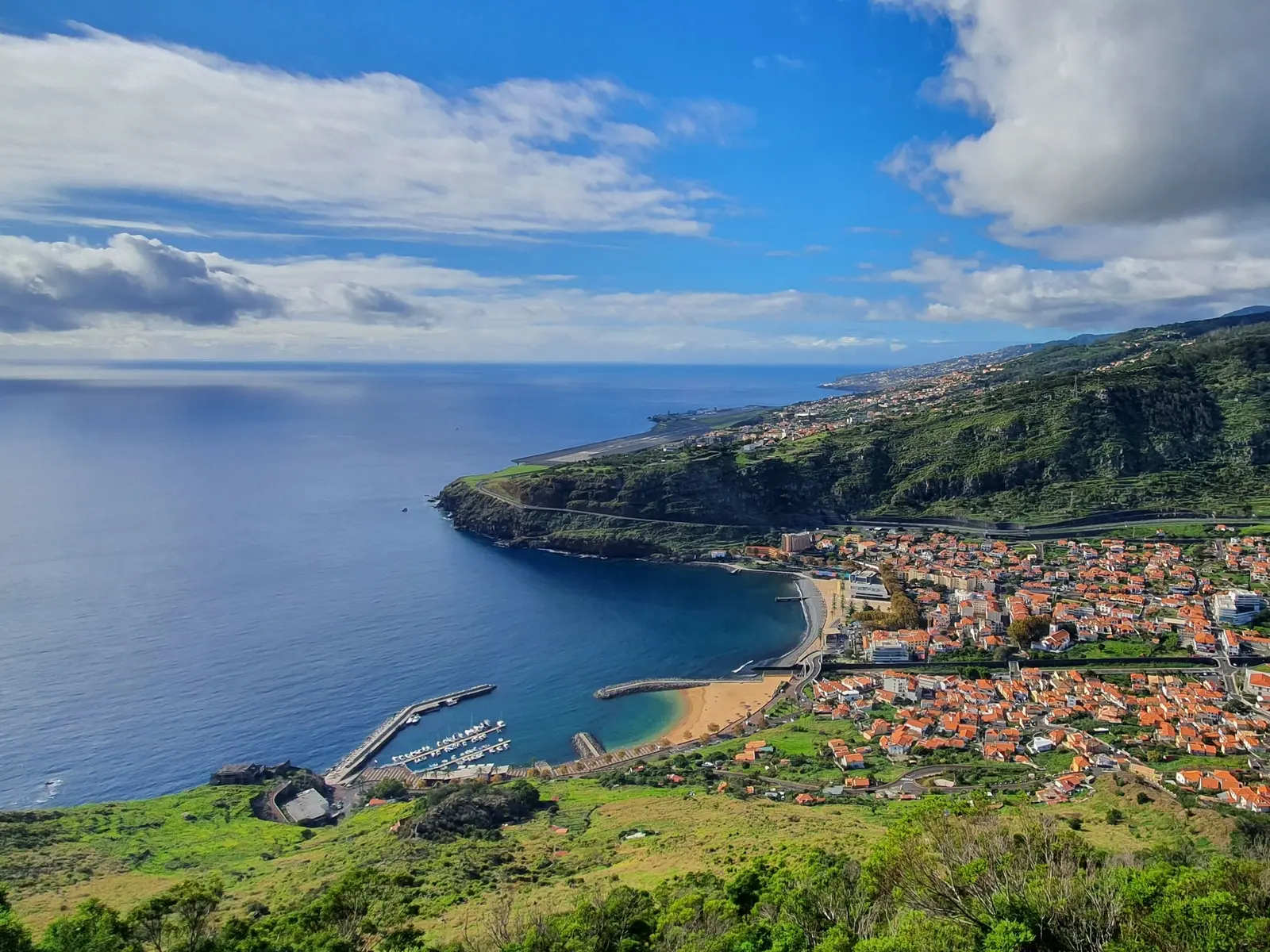 Blick über die Bucht von Machico
