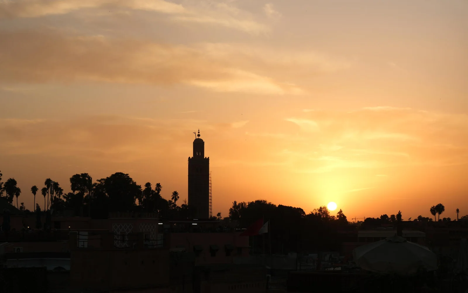 Das pulsierende Marrakesch bildet Start- und Endpunkt der Reise