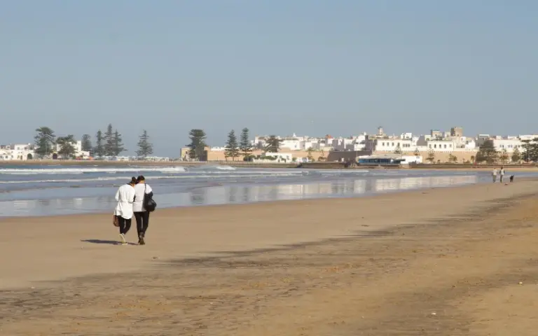 Transfer nach Essaouira und Erkundung der weißen Stadt