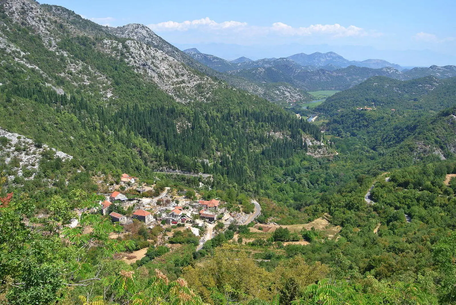 Auf dem Weg zum Skadarsee, einem der monteneginischen Nationalparks