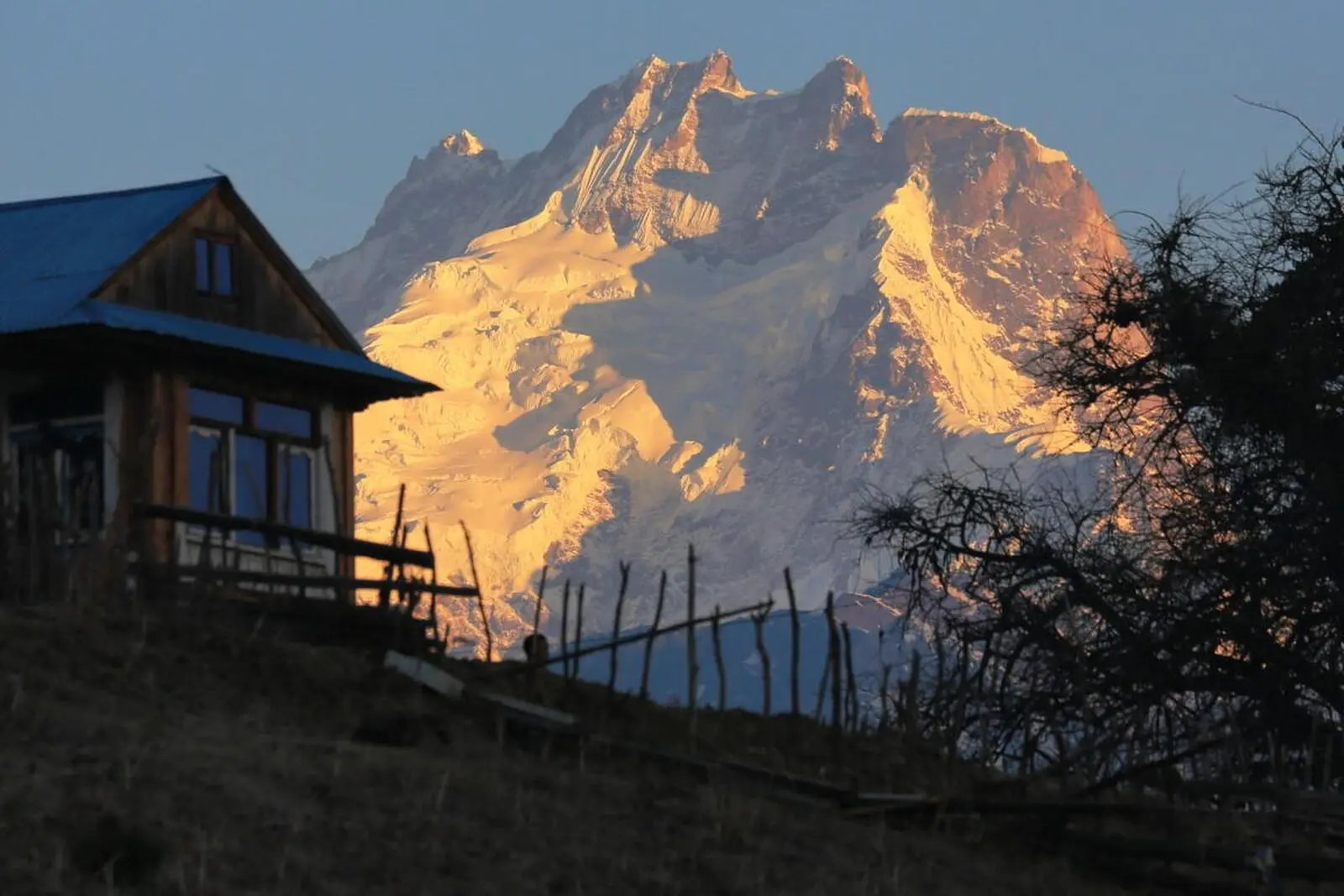 Nagtali bietet einen traumhaften Rundumblick auf Langtang- u. Ganesh-Himal.