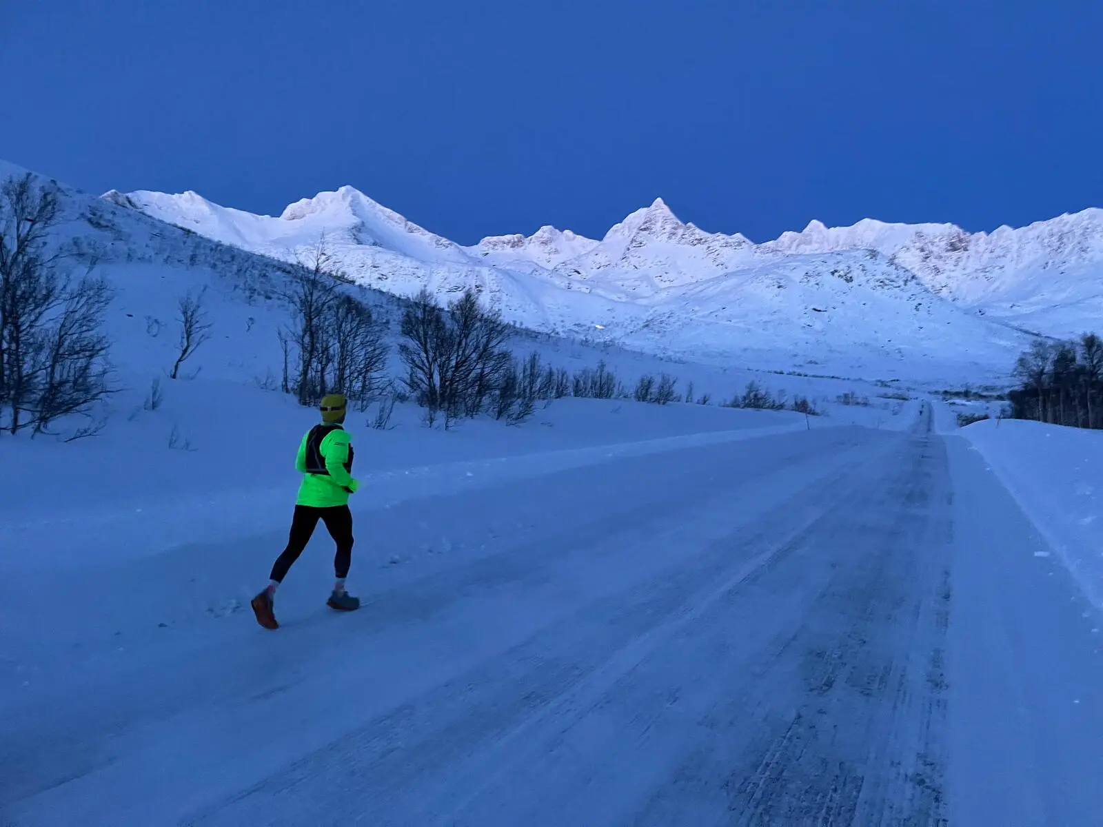 Die Marathon-Strecke führt von der Insel Kvaløya bis ins Zentrum der Stadt Tromsø