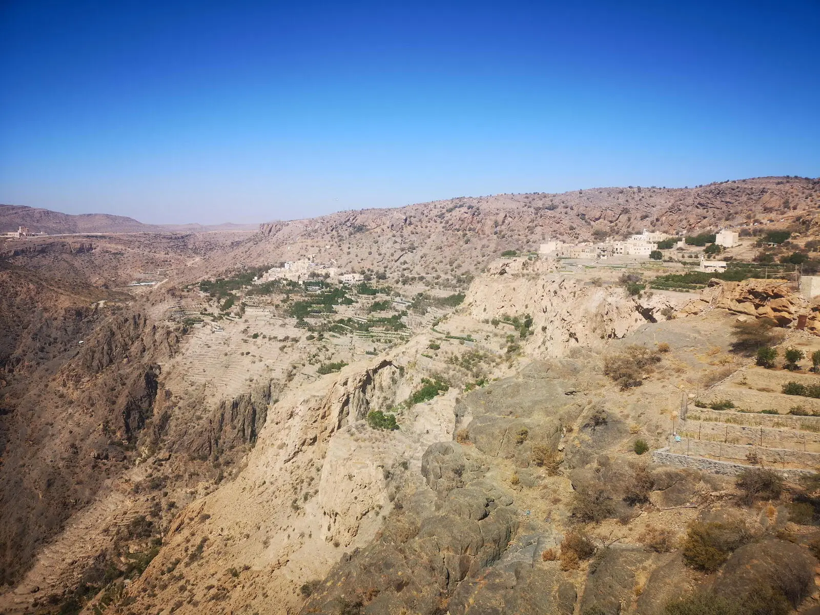 Auf dem Jebel Akhdar erwarten Sie die schönsten Ausblicke der Wanderrouten