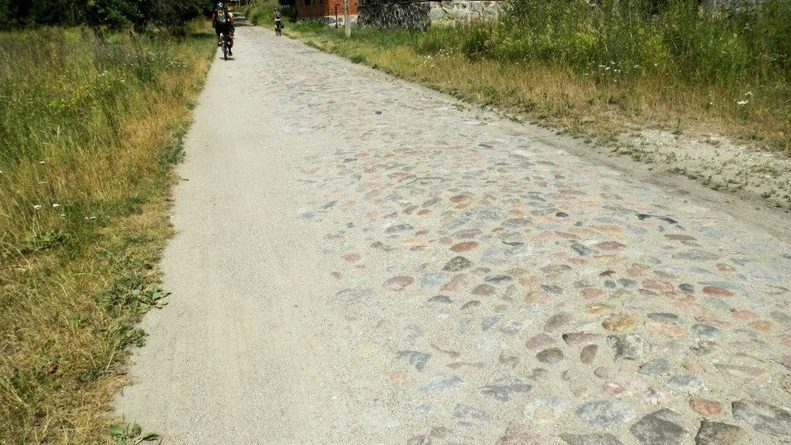 Noch nicht alle Wege sind neu ausgebaut...