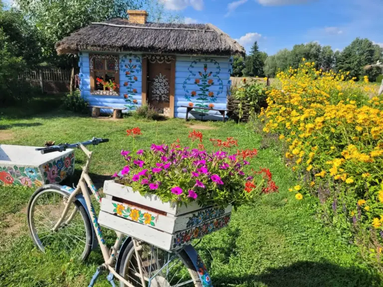 Immer wieder gibt es bunte Farbtupfer entlang Ihrer Route
