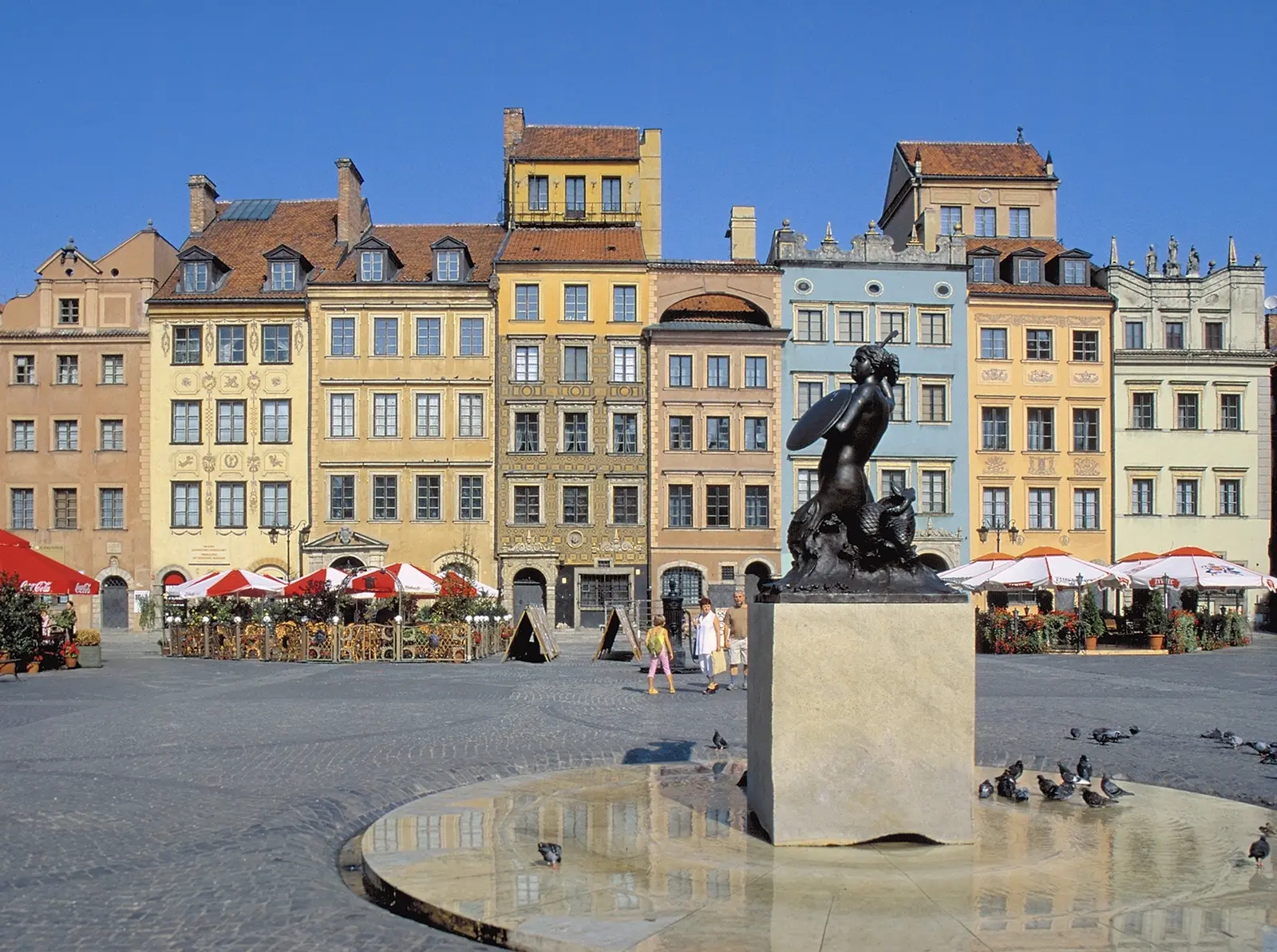 Beginn der Reise ist in Polens Hauptstadt Warschau