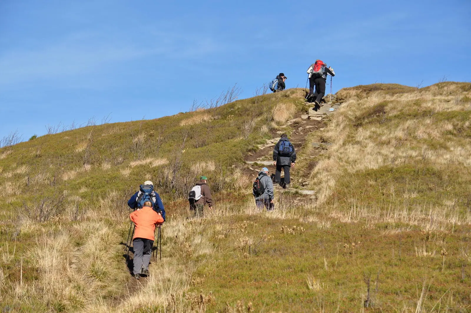 Nur mit Tagesgepäck ausgerüstet erwandern Sie sich die Gegend.