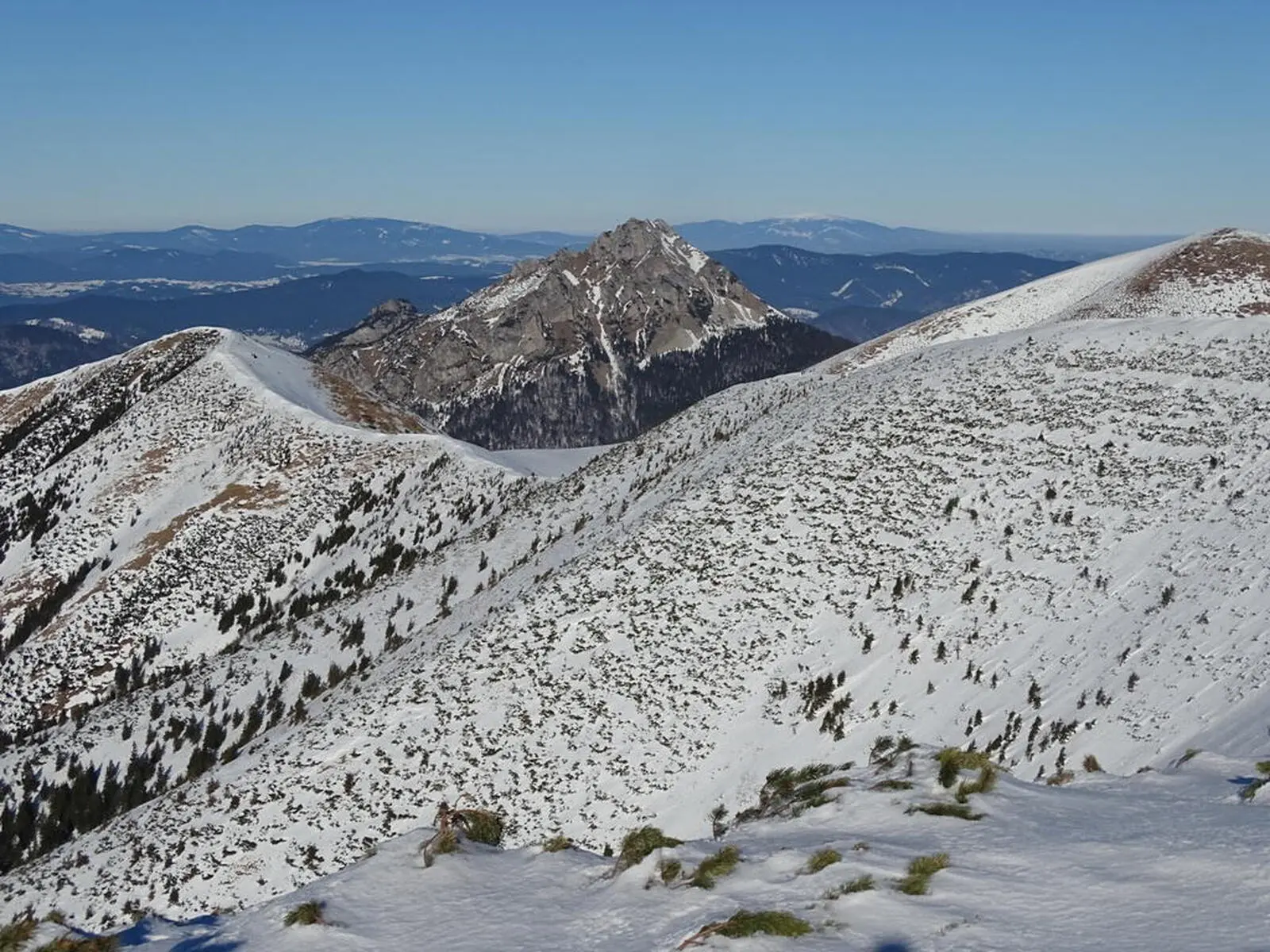 Vom Hauptkamm der Mala Fatra ist der Ausblick ganz besonders spektakulär