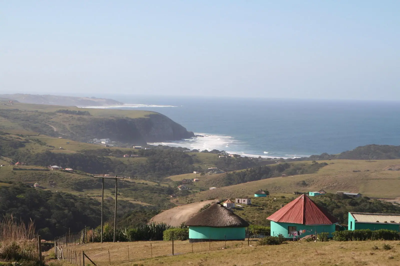 Eine typische kleine Zulu Siedlung nahe Morgans Bay, Wild Coast